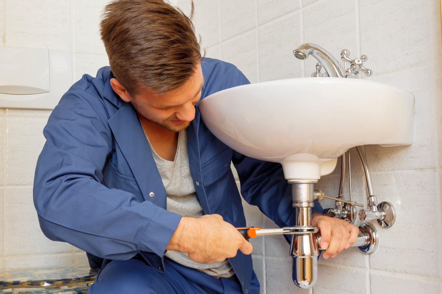 plumber Coolangatta