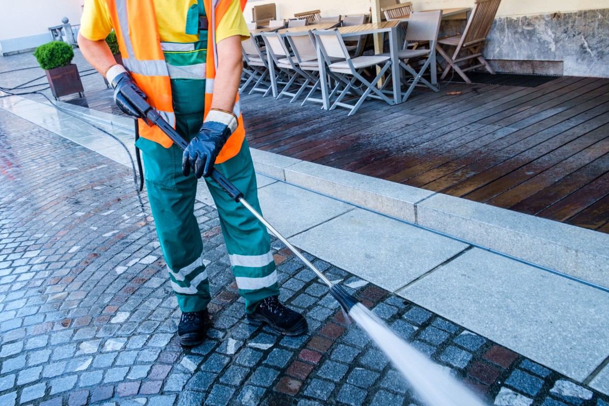 Pressure Washer