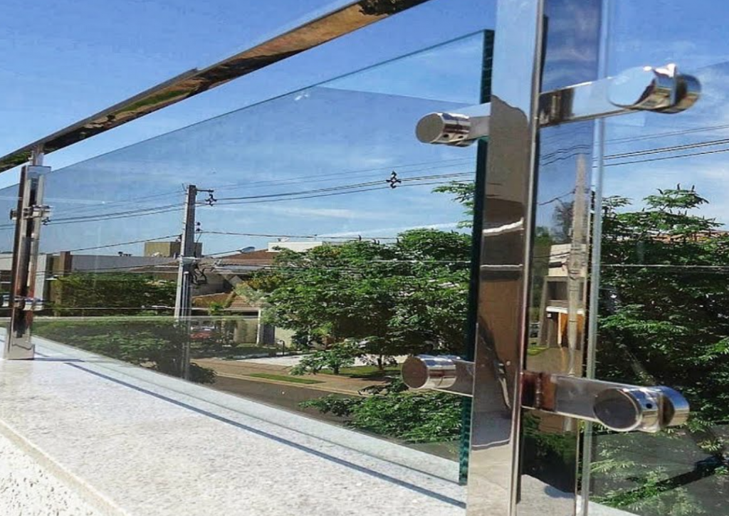Glass railings installation