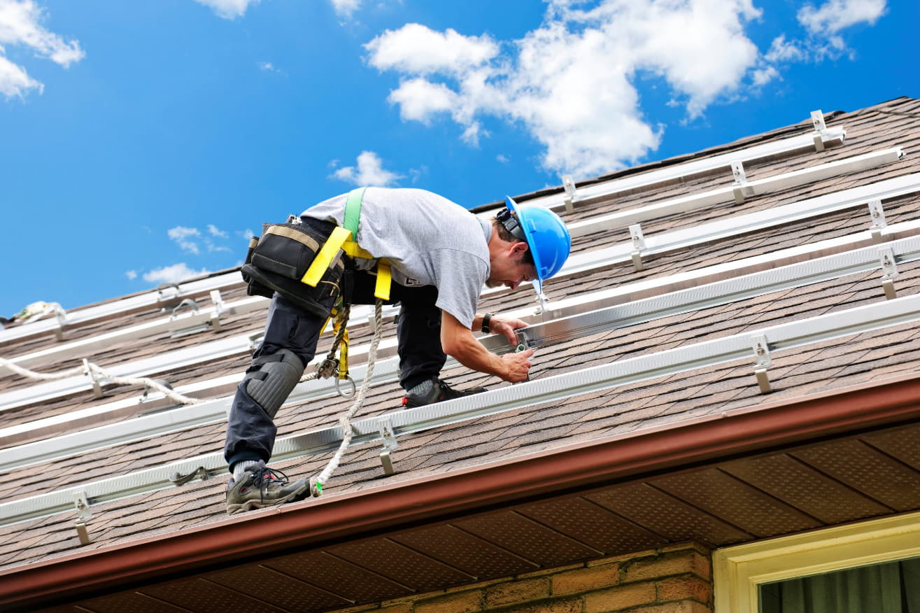 Roofing Contractor Milwaukee Wi